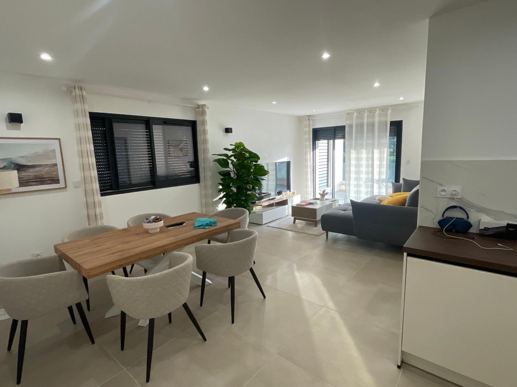 Appartement Magnifique T4 Alata